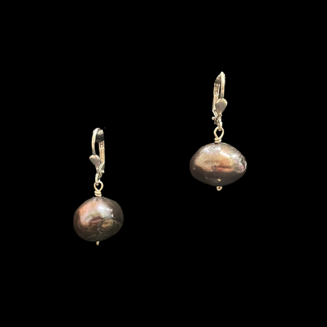 LARGE GREY PEARL EARRINGS WITH FRENCH HOOK