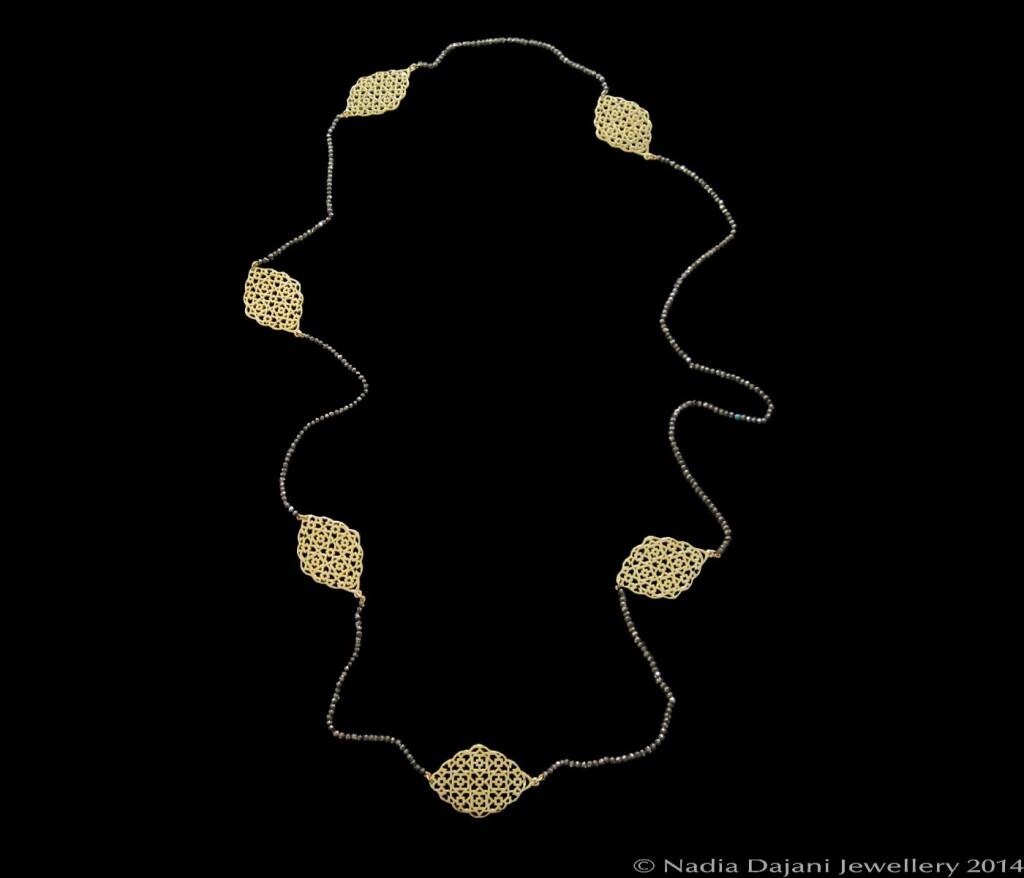 LONG GEOMETRY NECKLACE WITH GEMSTONES