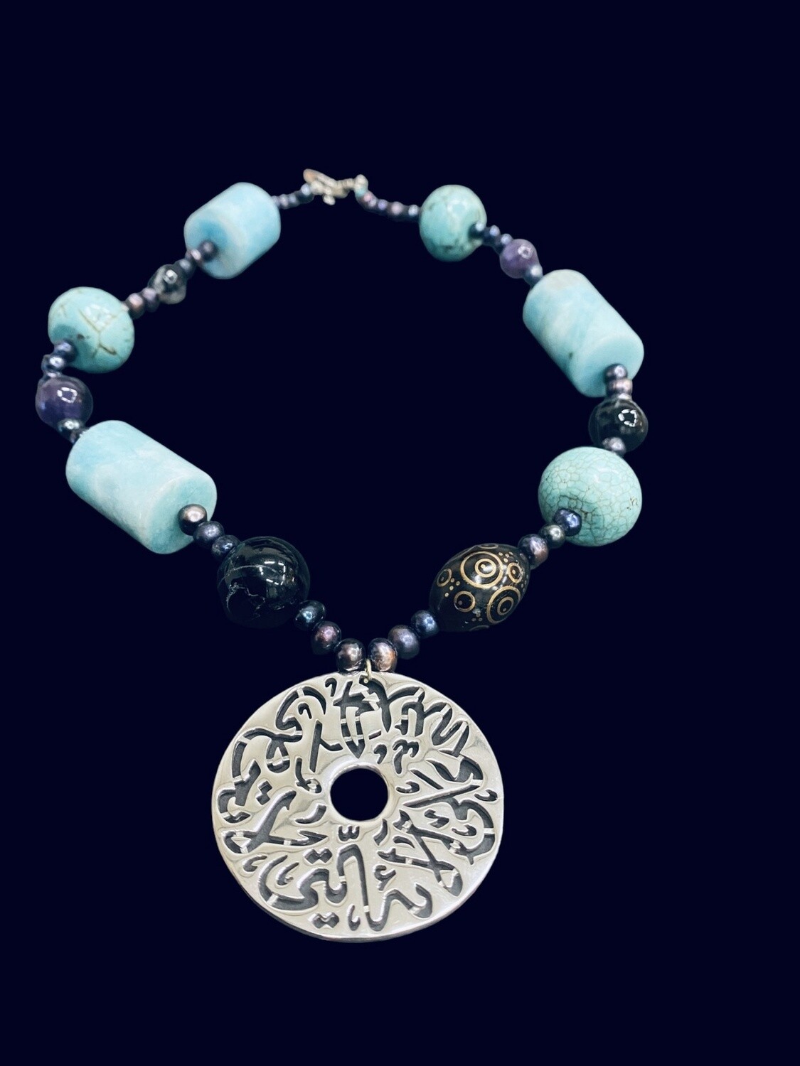 STONE NECKLACE WITH  LARGE DISC PENDANT