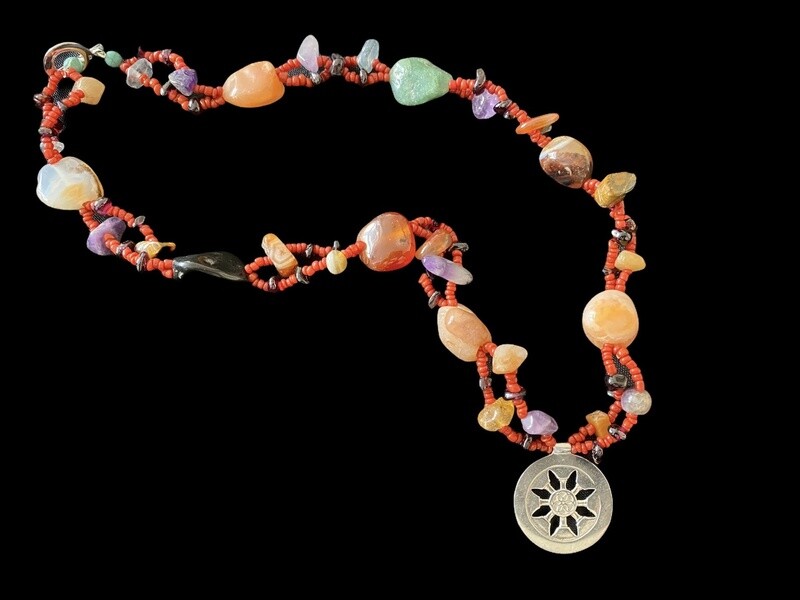 ROZANA NECKLACE WITH BEDOUIN BEADS
