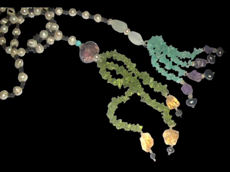 PEARL TIE NECKLACE ELABORATE TASSELS