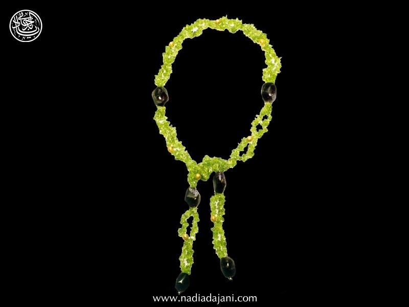 SHORT STONE TIE NECKLACE