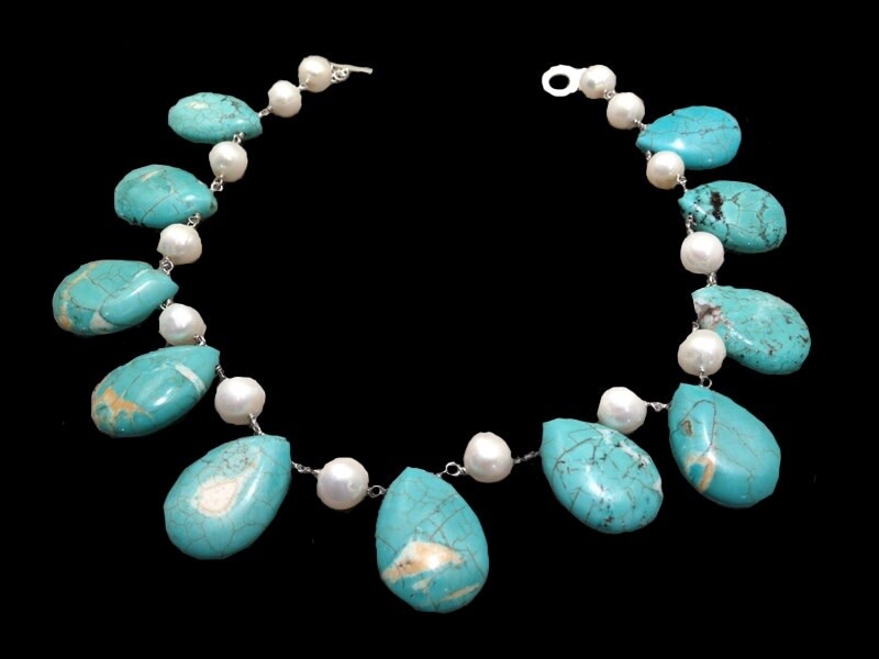 NECKLACE WITH TURQUOISE AND PEARLS