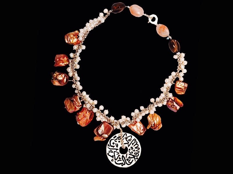 SILVER CHAIN NECKLACE. DANGLES. MEDIUM DISC