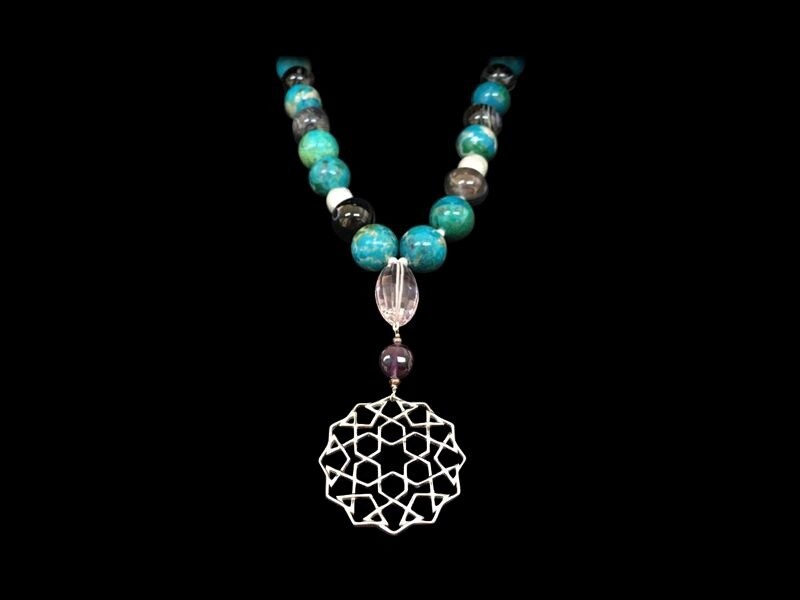 LONG  GEMSTONE NECKLACE WITH LARGE CORDOBA PENDANT