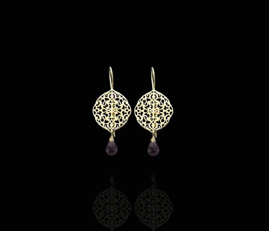 OVAL ARABESQUE EARRINGS WITH CUT STONE DROP