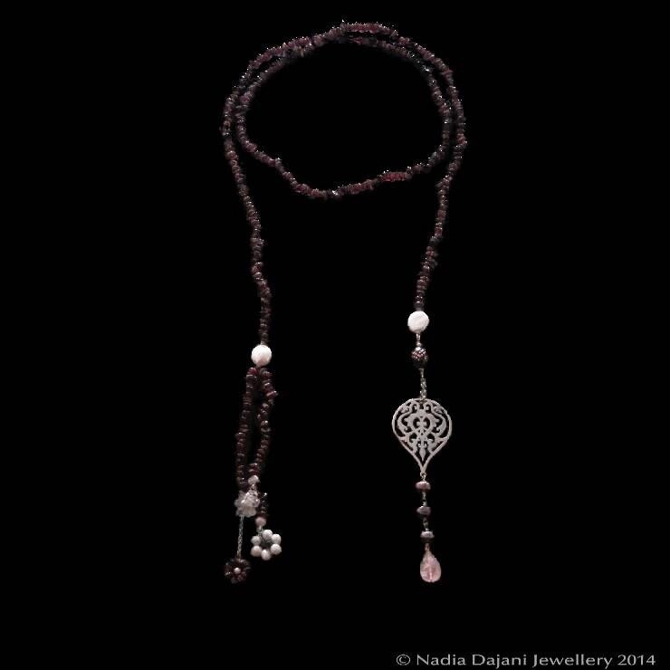 STONE TIE NECKLACE WITH ARABESQUE &amp; TASSEL