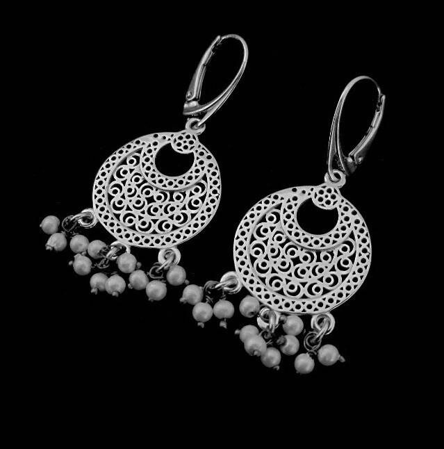 SILVER CRESCENT EARRINGS WITH 3 STONE DROPS