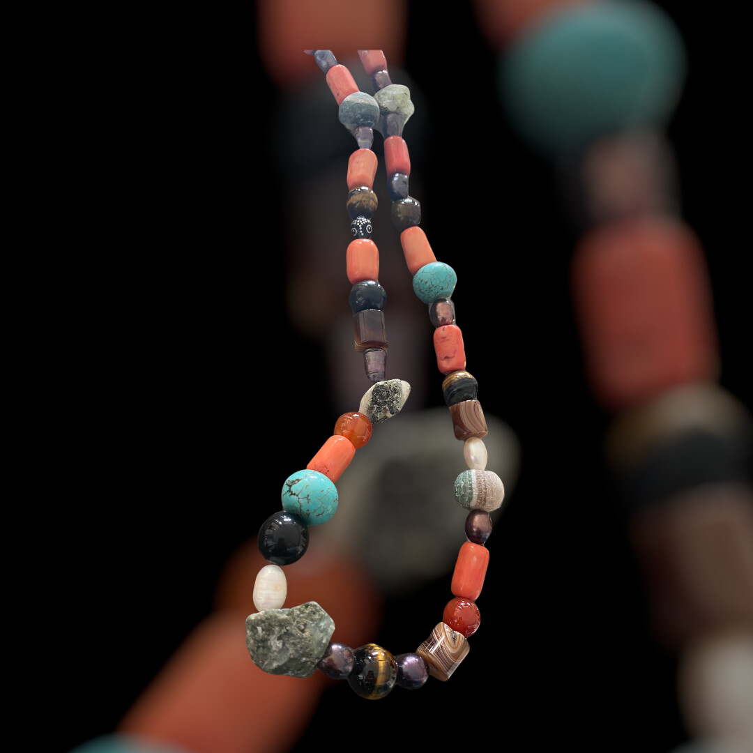 LONG CORAL NECKLACE