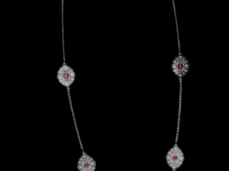 LONG NECKLACE WITH OVAL ARABESQUE & CABOCHONS