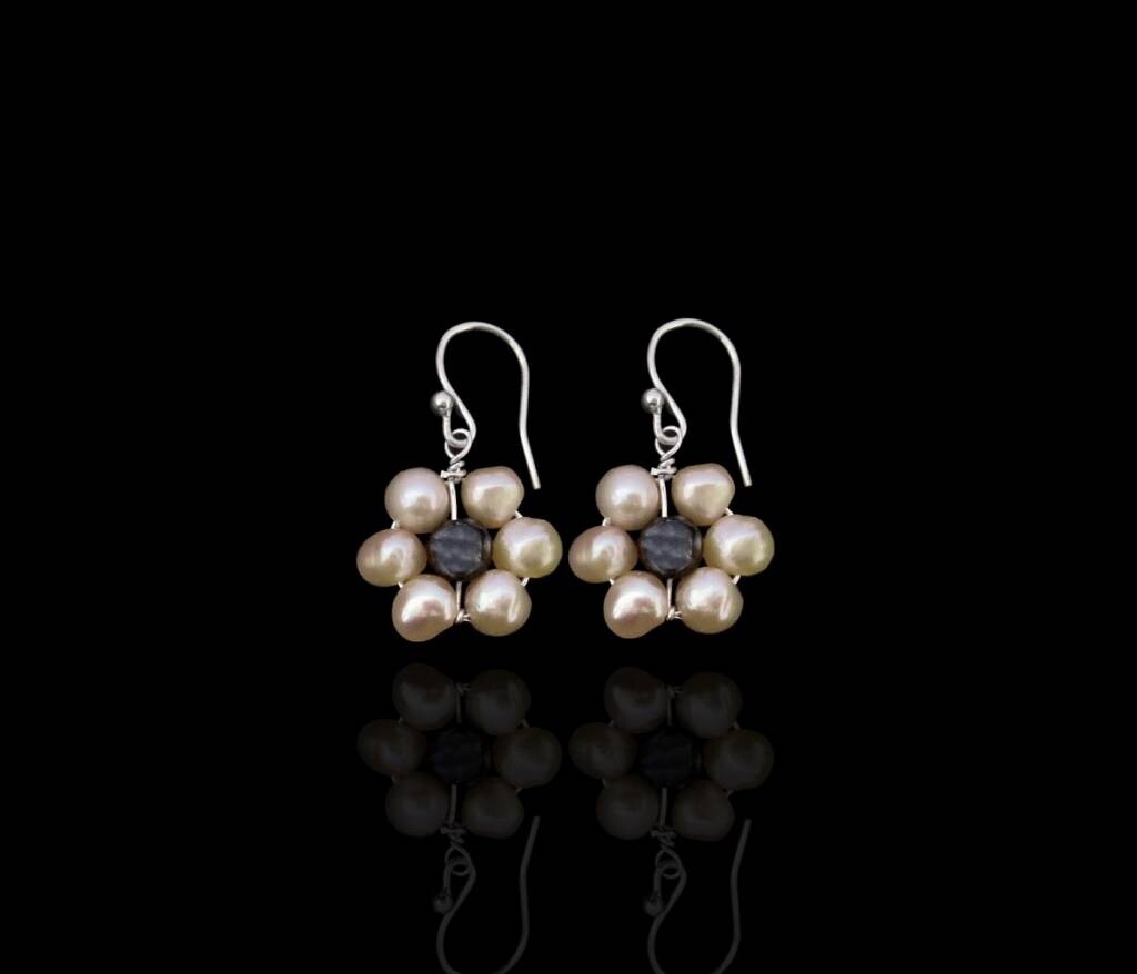 PEARL FLOWER EARRING-SMALL