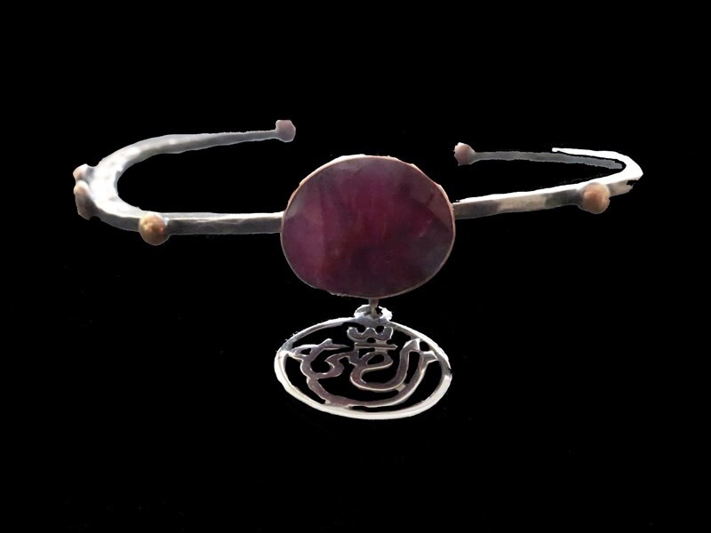 BANGLE WITH GEMSTONES AND SALAM WORD