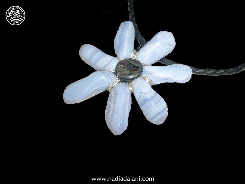 CHALCEDONY FLOWER ON SEMI-PRECIOUS STONE NECKLACE