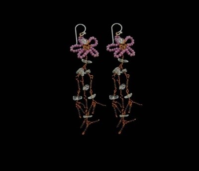 Flower earrings with tassel