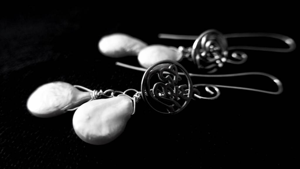 S CURVE EARRING HOOKS WITH SALAM WORD AND TWO PEARLS