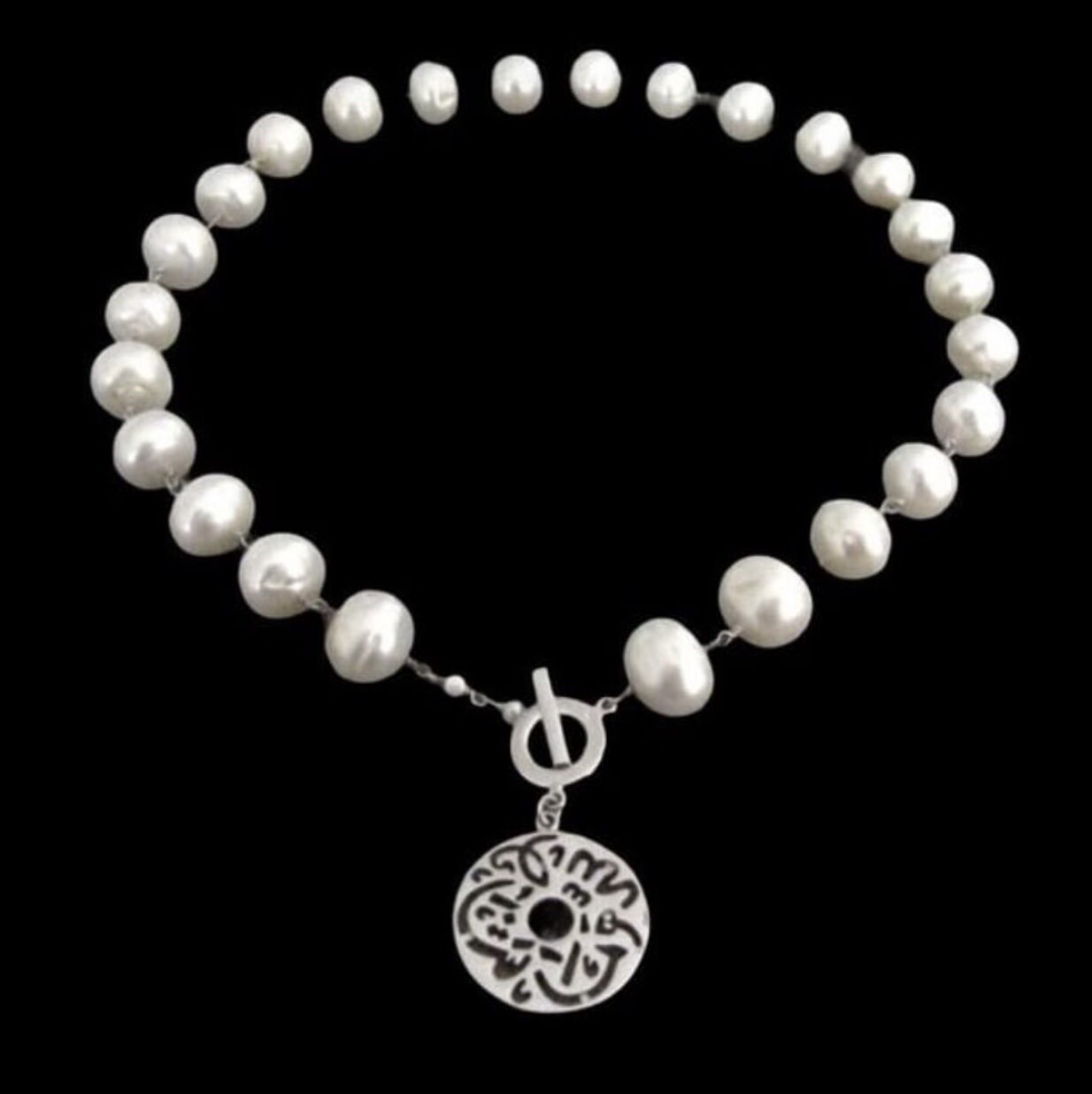 HAND CUT GEMSTONES WITH FRONT CLOSURE AND DISC DROP