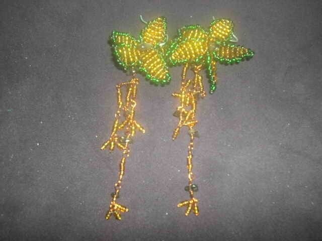 NARJIS TRIM EARRINGS WITH TASSEL