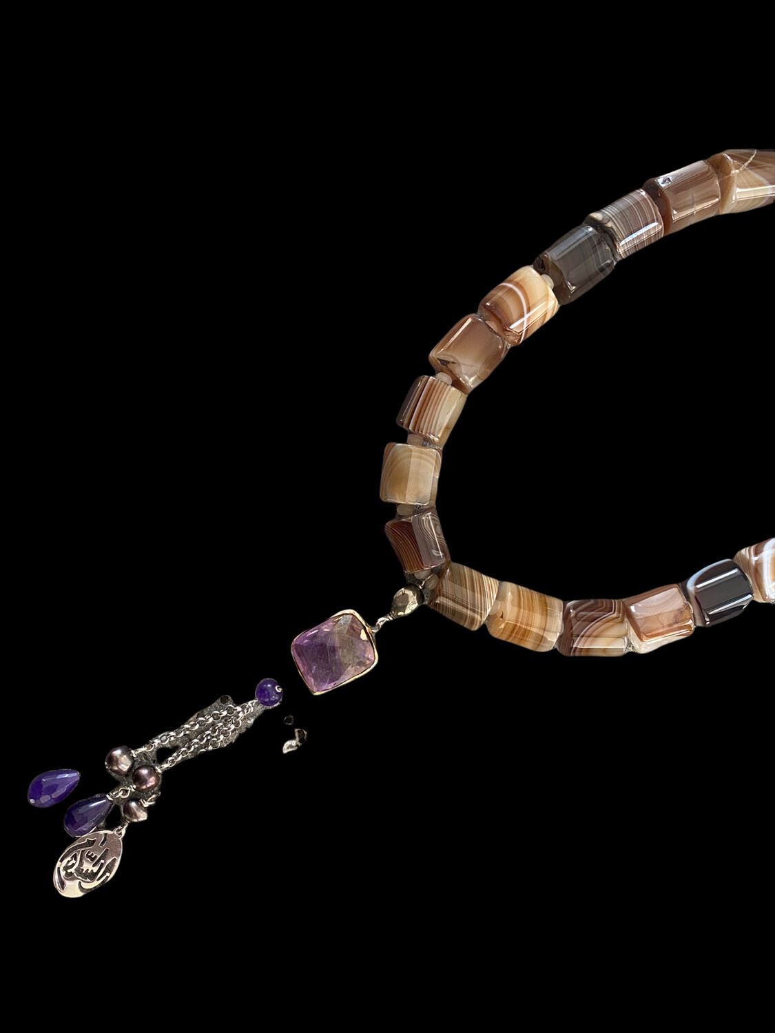 BROWN AGATE NECKLACE WITH AMETHYST TASSEL