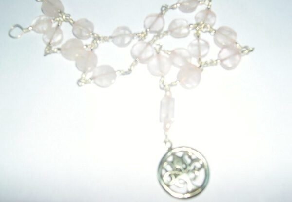 QASR AL-KHARANA FLOWER SILVER NECKLACE