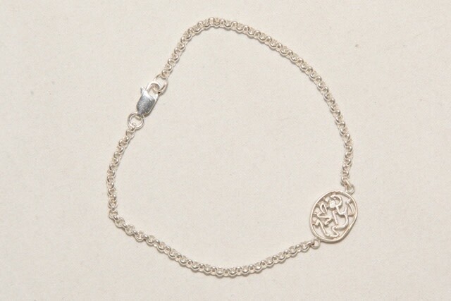 CHAIN BRACELET WITH SALAM WORD
