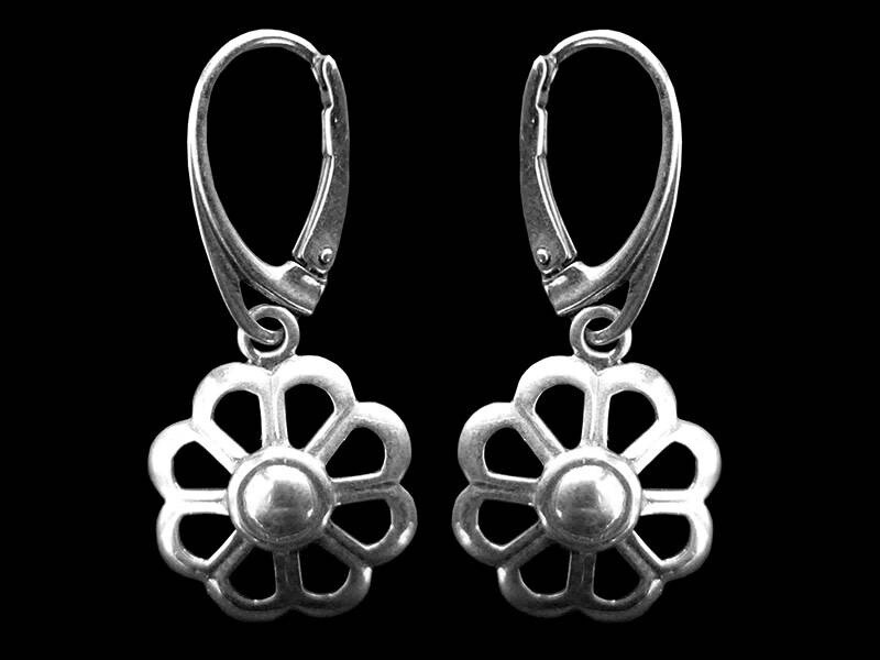 SILVER MSHATTA FLOWER EARRING