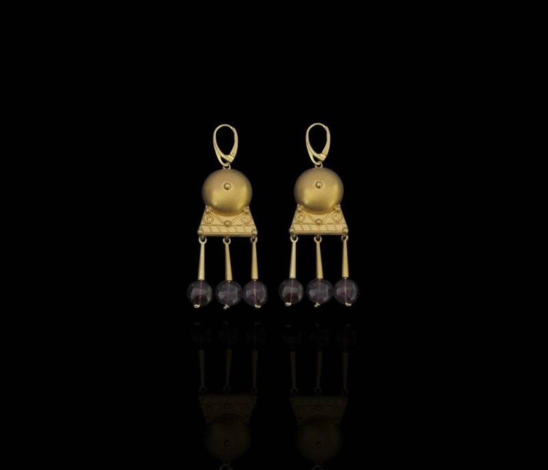ROMAN EARRINGS WITH SOLID TASSELS