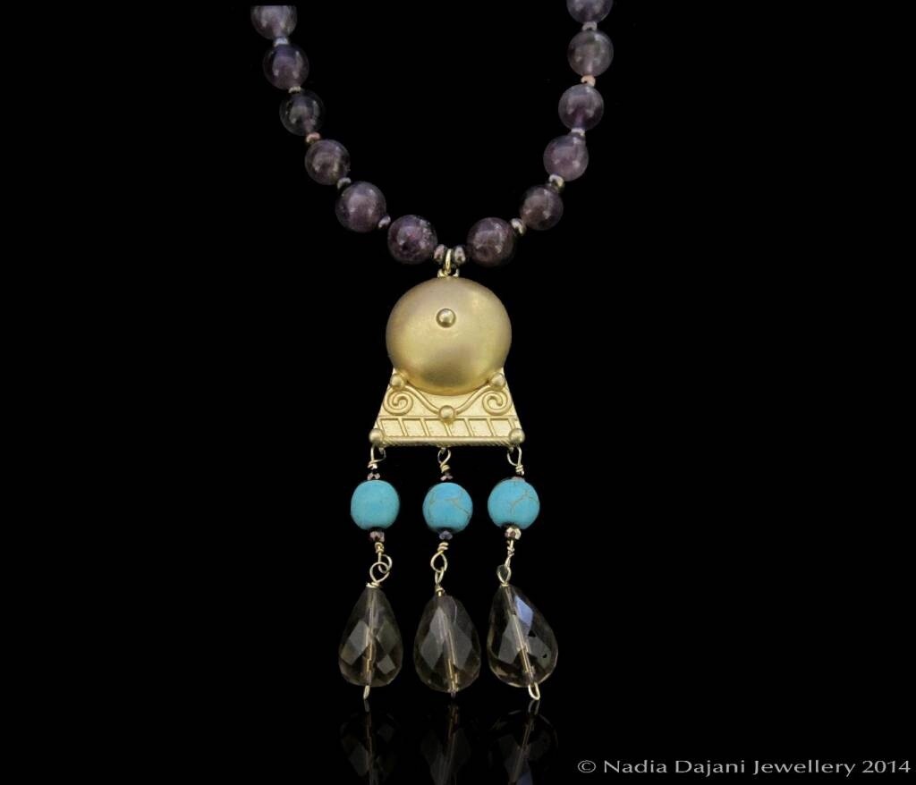 Jade necklace with Roman motif and tassels