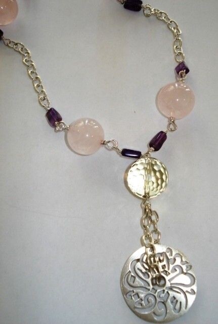 THICK CHAIN NECKLACE. SMALL DISC. STONES