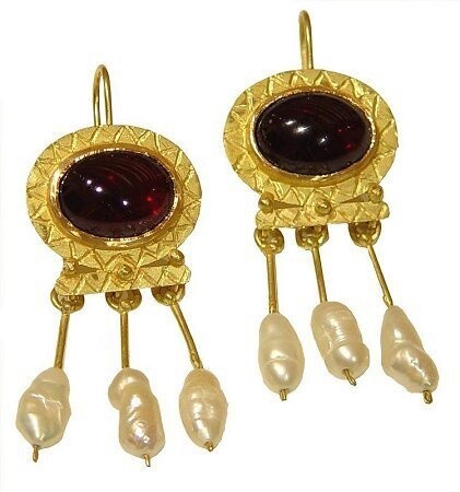 BYZANTINE REPLICA WITH GARNET CABOCHON &amp; PEARL
