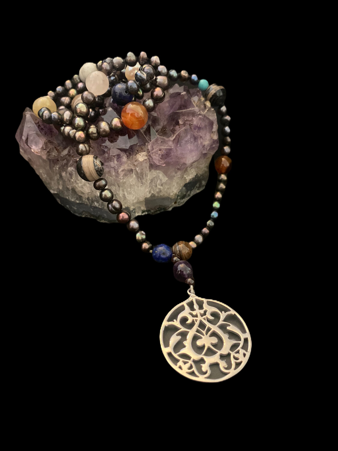 MIXED GEMSTONE LONG NECKLACE WITH FLORAL ARABESQUE PENDANT