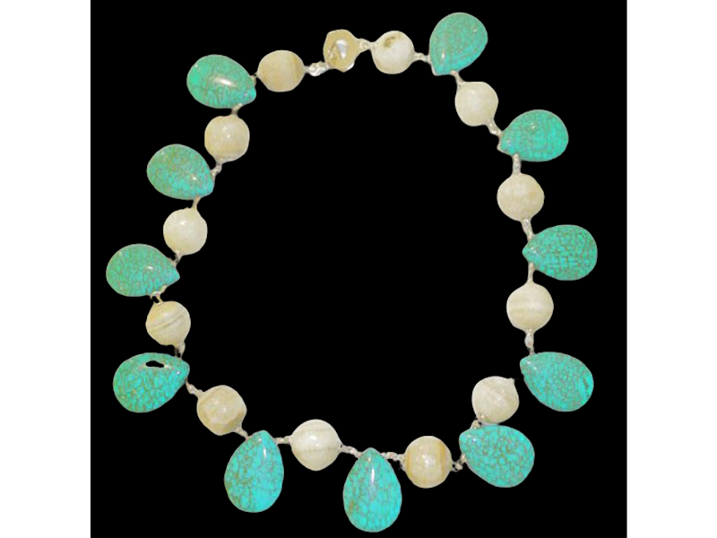 TURQUOISE AND KUNOUZ NECKLACE