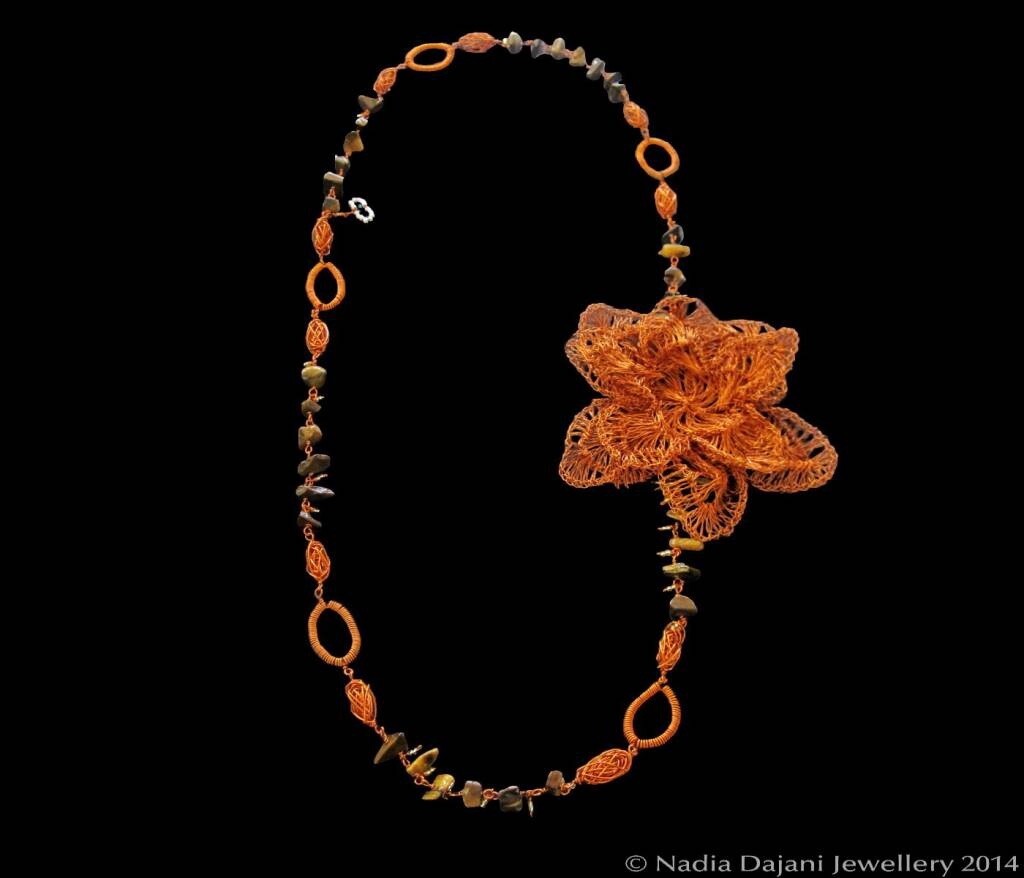 Agate copper necklace with crochet flower