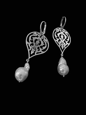 Arabesque large silver earrings with Baroque pearl drop