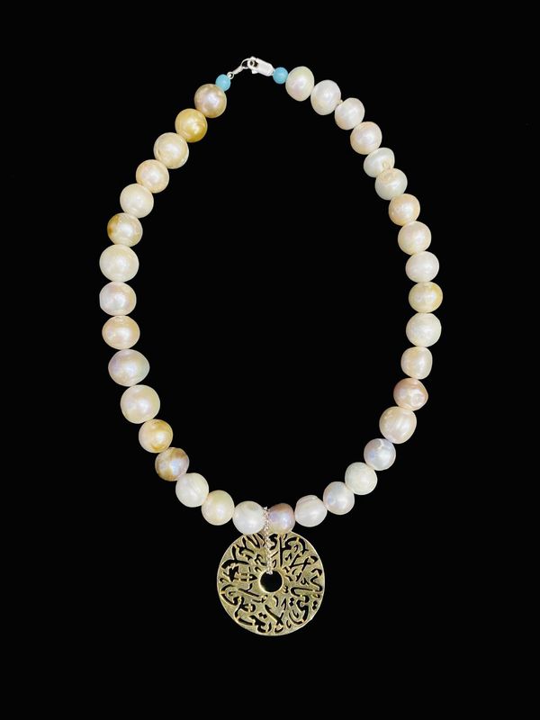 Large pearl necklace with medium Disc gp