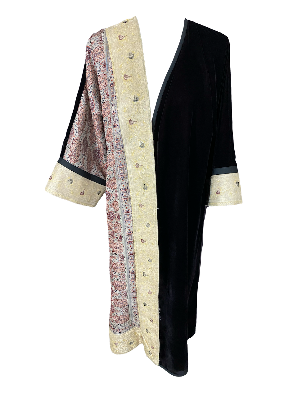 The Classic Abaya, Embroidery Style: Silk With Brown Velvet