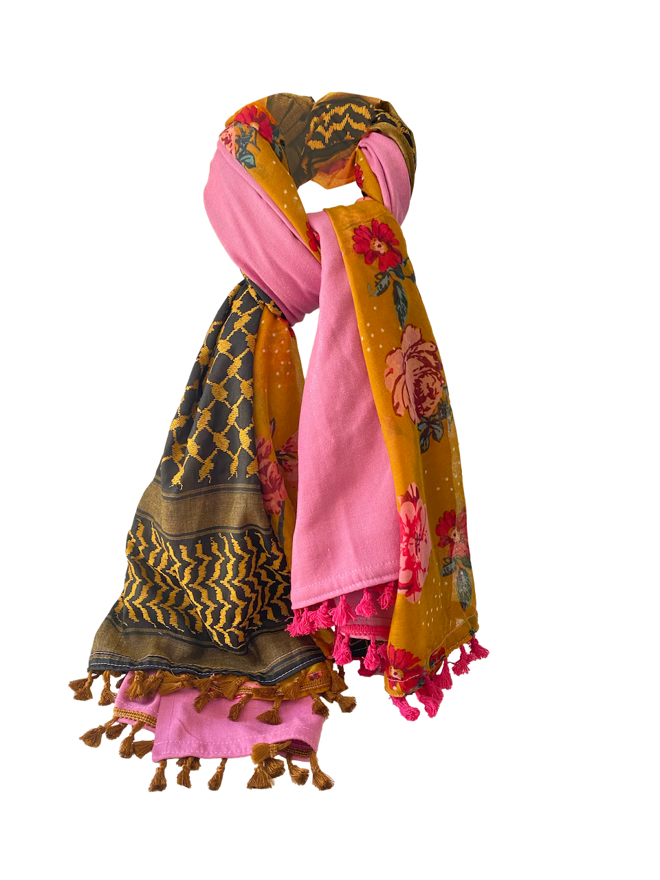 Hatta and Two Fabric Scarf Style 51