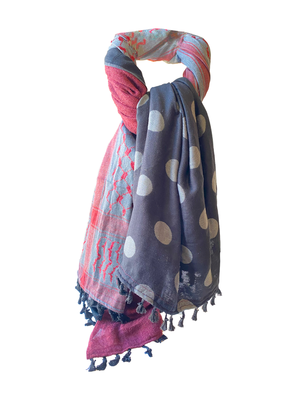 Hatta and Two Fabric Scarf Style 85