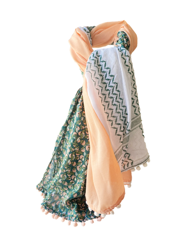 Hatta and Two Fabric Scarf Style 89