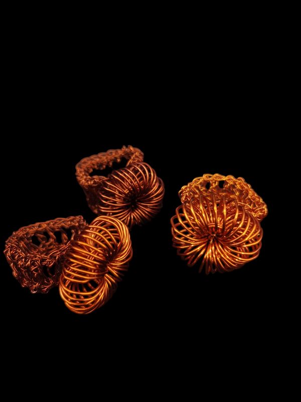 Copper wire band flower ring