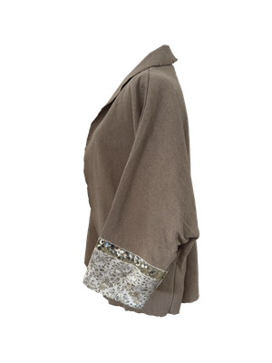 The Round Jacket With Silkscreen in Beige