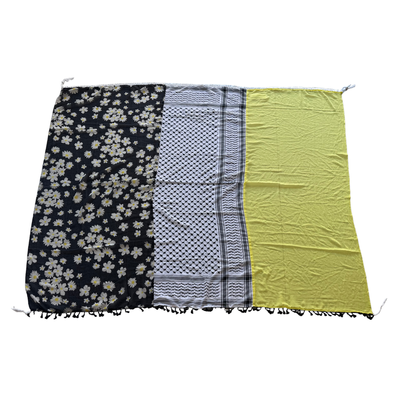 Hatta and Two Fabric Scarf Style 66
