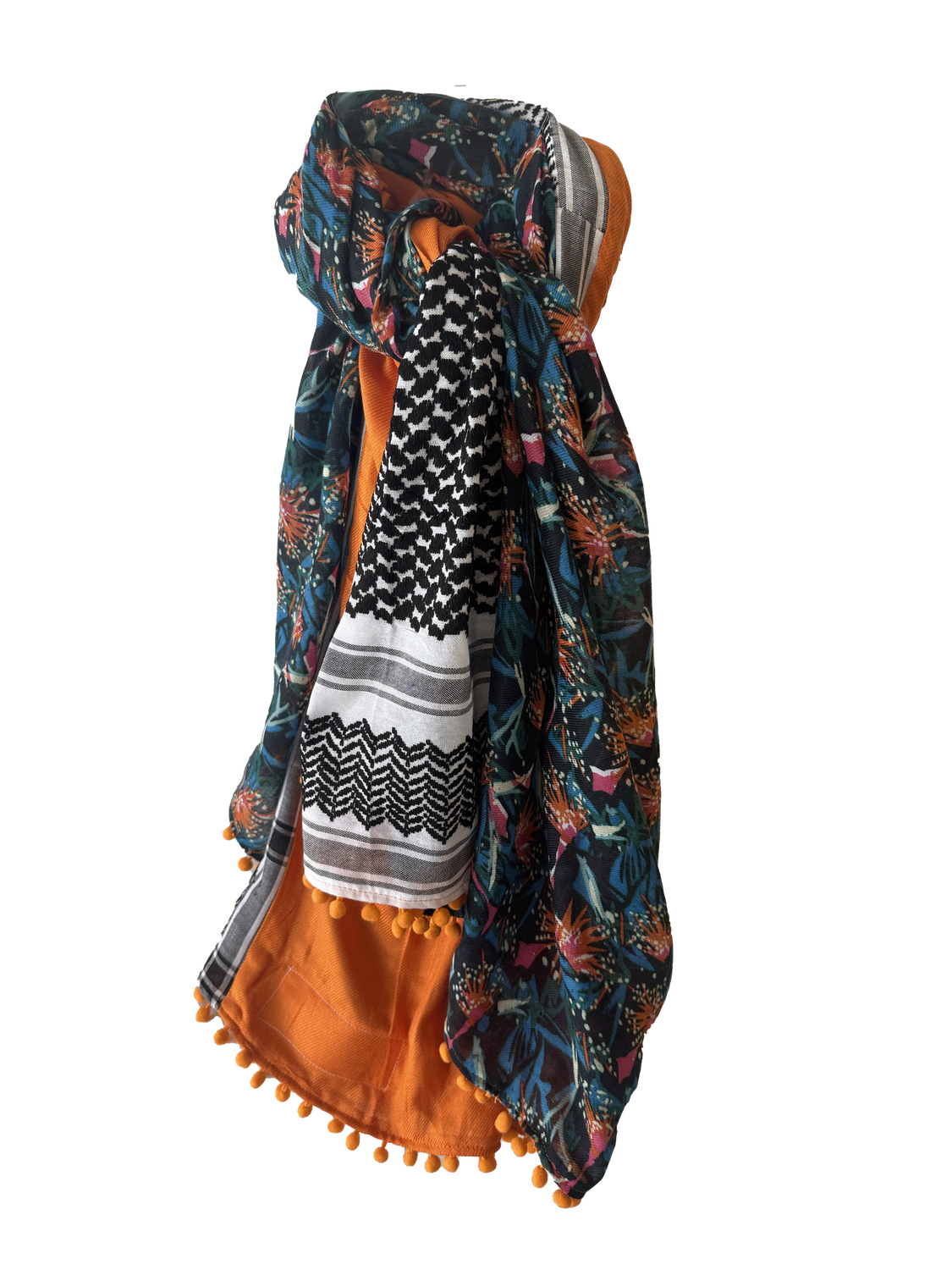 Hatta and Two Fabric Scarf Style 90
