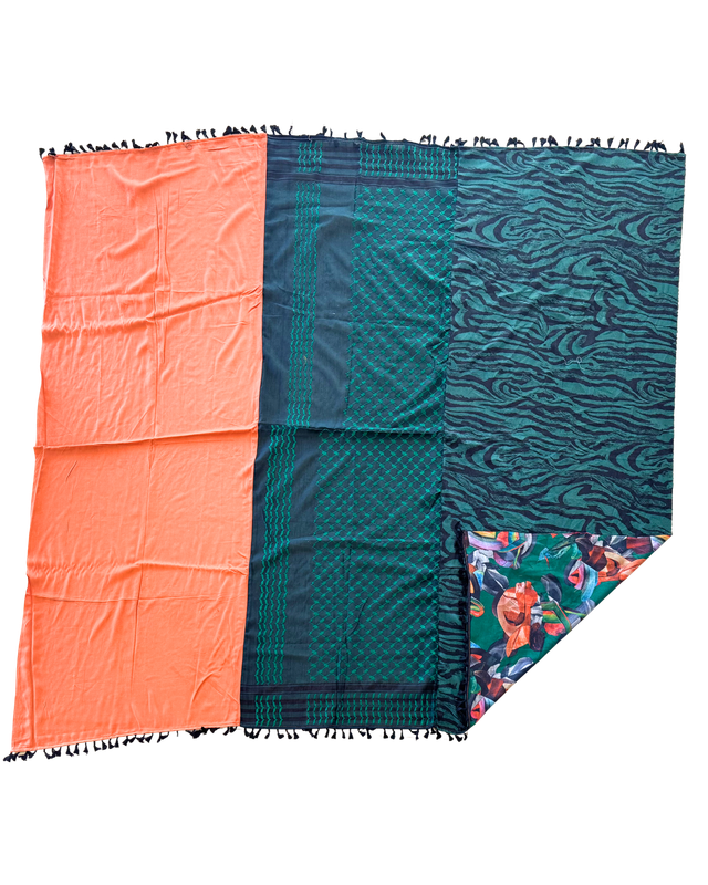 Hatta and Two Fabric Scarf Style 51