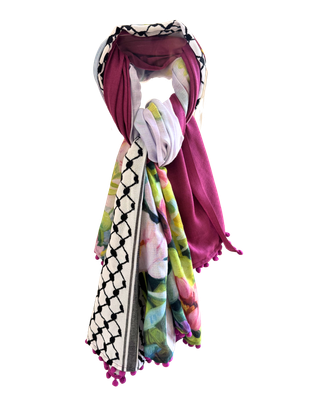 Hatta and Two Fabric Scarf Style 72