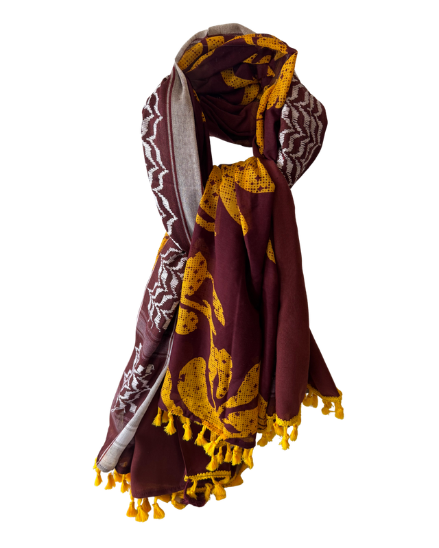 Hatta and Two Fabric Scarf Style 48