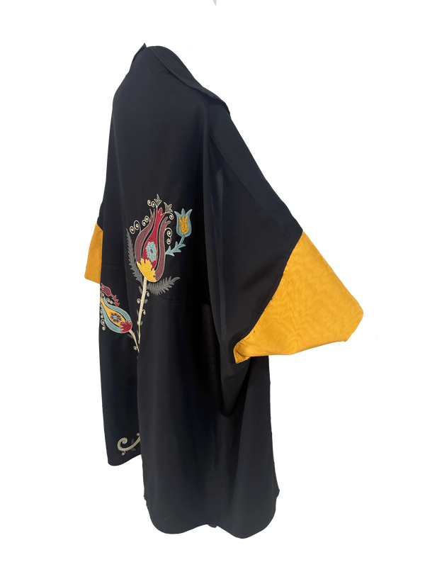 The Aghabani Abaya with Yellow Cuffs