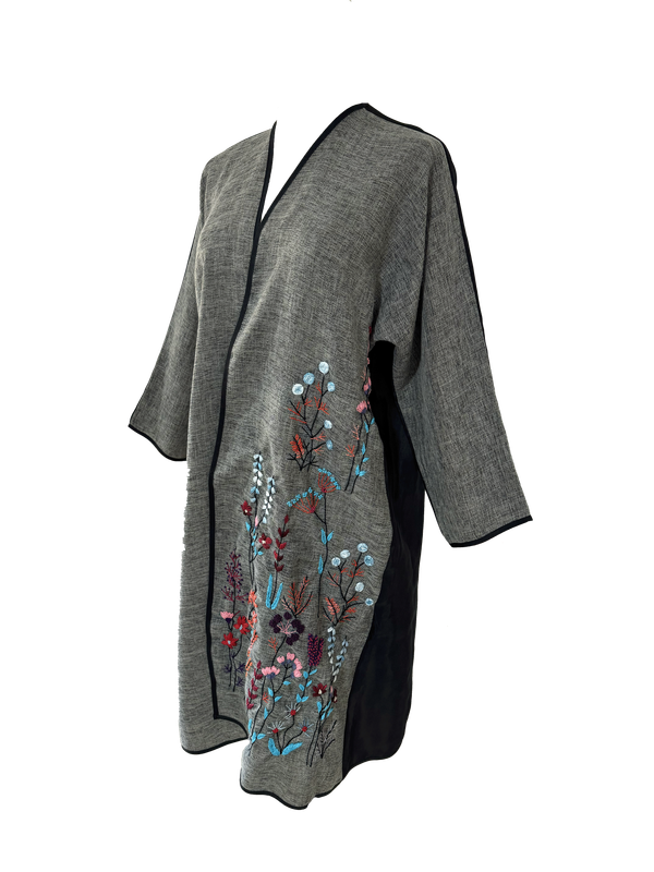 Nadia Dajani x UNHCR Grey Floral Abaya