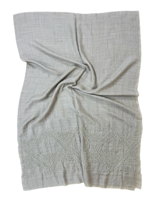 The Embroidered Scarf in Beige Cashmere