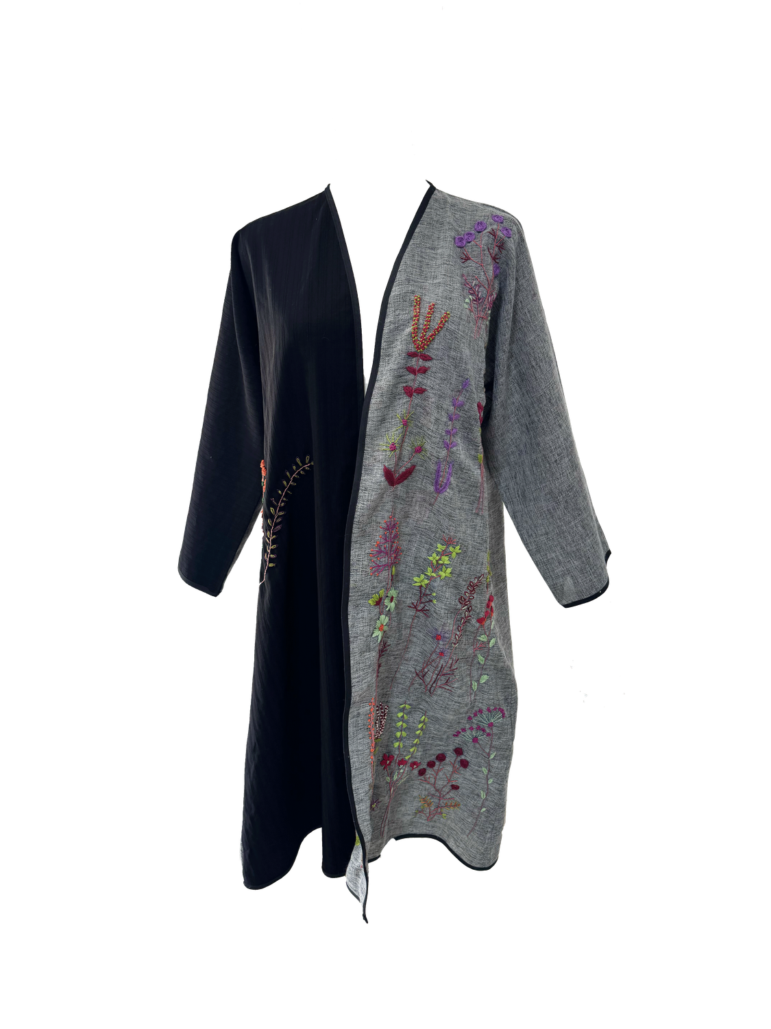 Nadia Dajani x UNHCR Grey and Black Floral Abaya