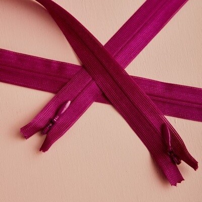 Invisible Zipper in Dahlia, 7.87 Invisible Zipper in Dahlia, 7.87" long from Atelier Brunette